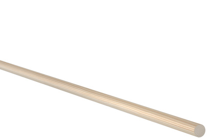 Ljusrundstav i trä mot vit bakgrund.