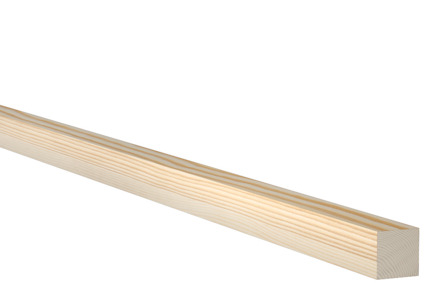 Beige, rektangulär träbalk mot svart bakgrund.