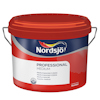 Röd och blå hink med texten "Nordsjö Professional Medium" och handtag på sidorna.