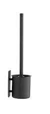 Svart toalettborsthållare med borste, monterad på en vägg. Minimalistisk design.