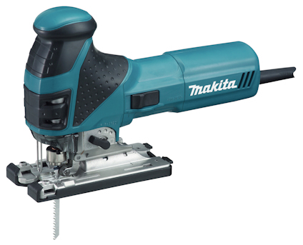 Elektrisk sticksåg från Makita med svart och blå design, kopplad med kabel och synligt sågblad.