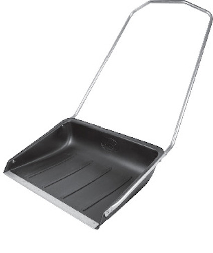 Stor snösläde med svart skopa och metallhandtag.